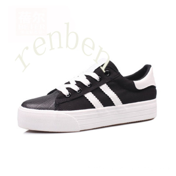 Hot New Sale Women′s Classic Canvas Shoes